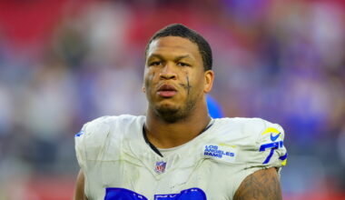 Despite ongoing legal issue, Alaric Jackson will practice with Rams