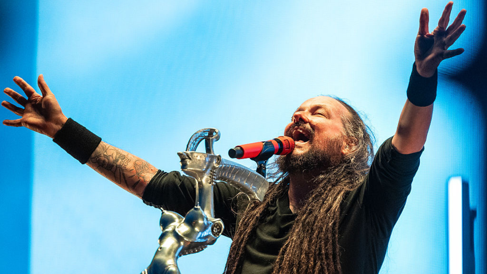 Jonathan Davis of Korn performs live at Sweden Rock Festival on June 05, 2025 in Norje, Sweden.