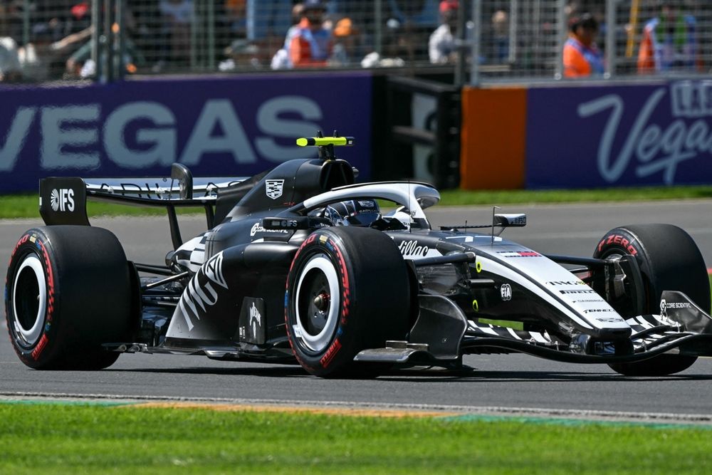 Cadillac launched an asymmetrical livery for its F1 debut.