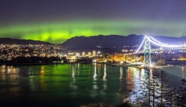 Vancouver weather: Geomagnetic storm with northern lights