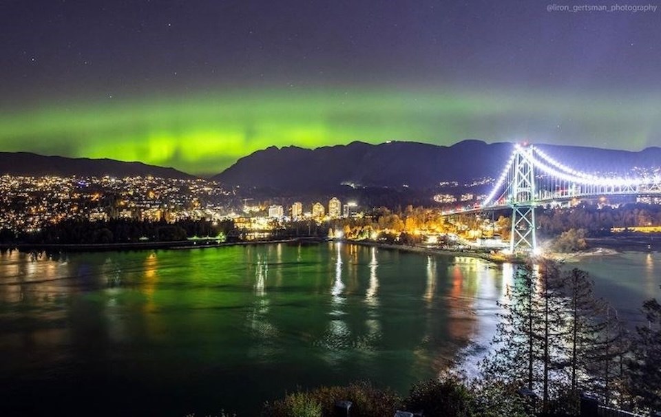 Vancouver weather: Geomagnetic storm with northern lights
