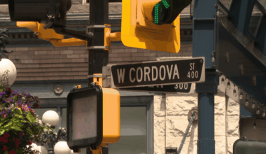 Pedestrian hit by cyclist last month in Vancouver dies in hospital: VPD