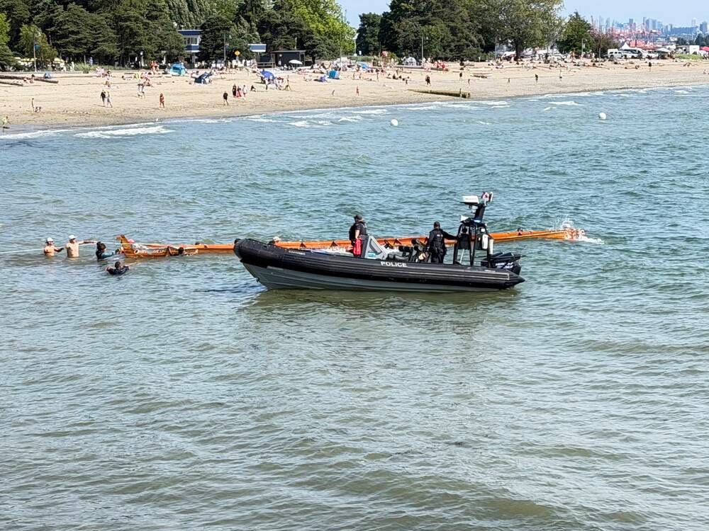 Ambleside canoe rescue: RCMP save 11