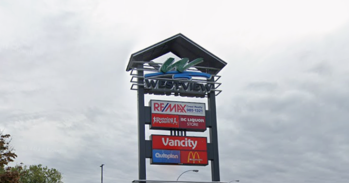 North Vancouver mall closed after shots fired - Global News