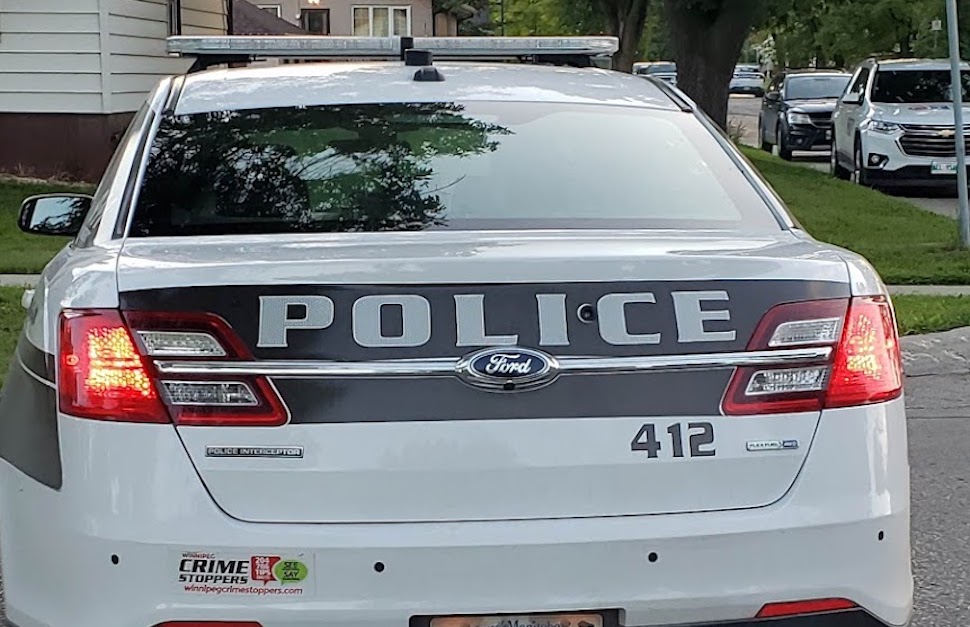 Winnipeg man stabbed while trying to help woman appearing to overdose