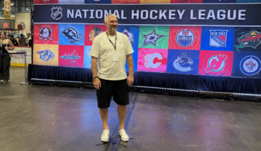 Ovechkin surprises fans at hockey activations at Fanatics Fest NYC