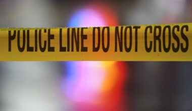 2 teen boys sent to hospital after Scarborough stabbing