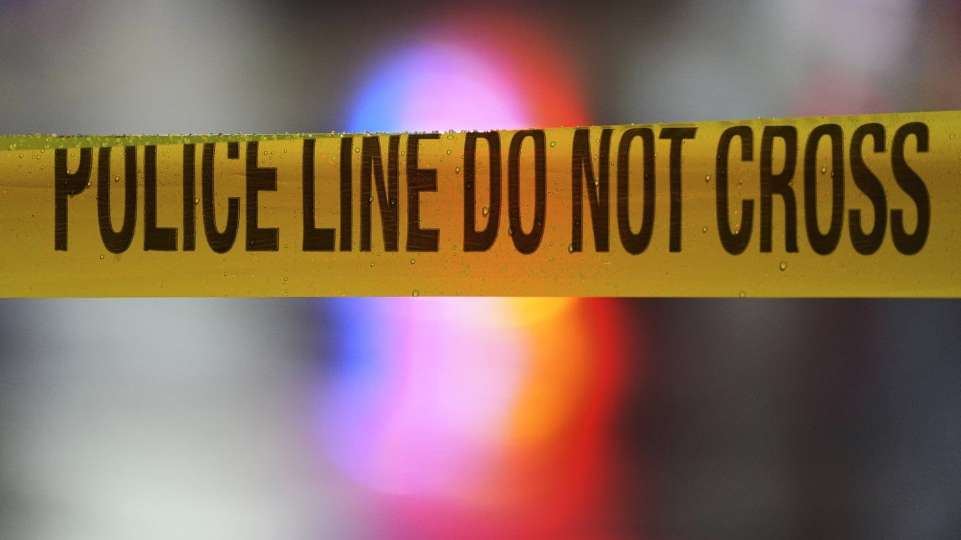 2 teen boys sent to hospital after Scarborough stabbing