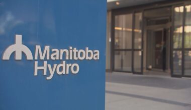 28,000 homes still without power in southern Manitoba after severe storm
