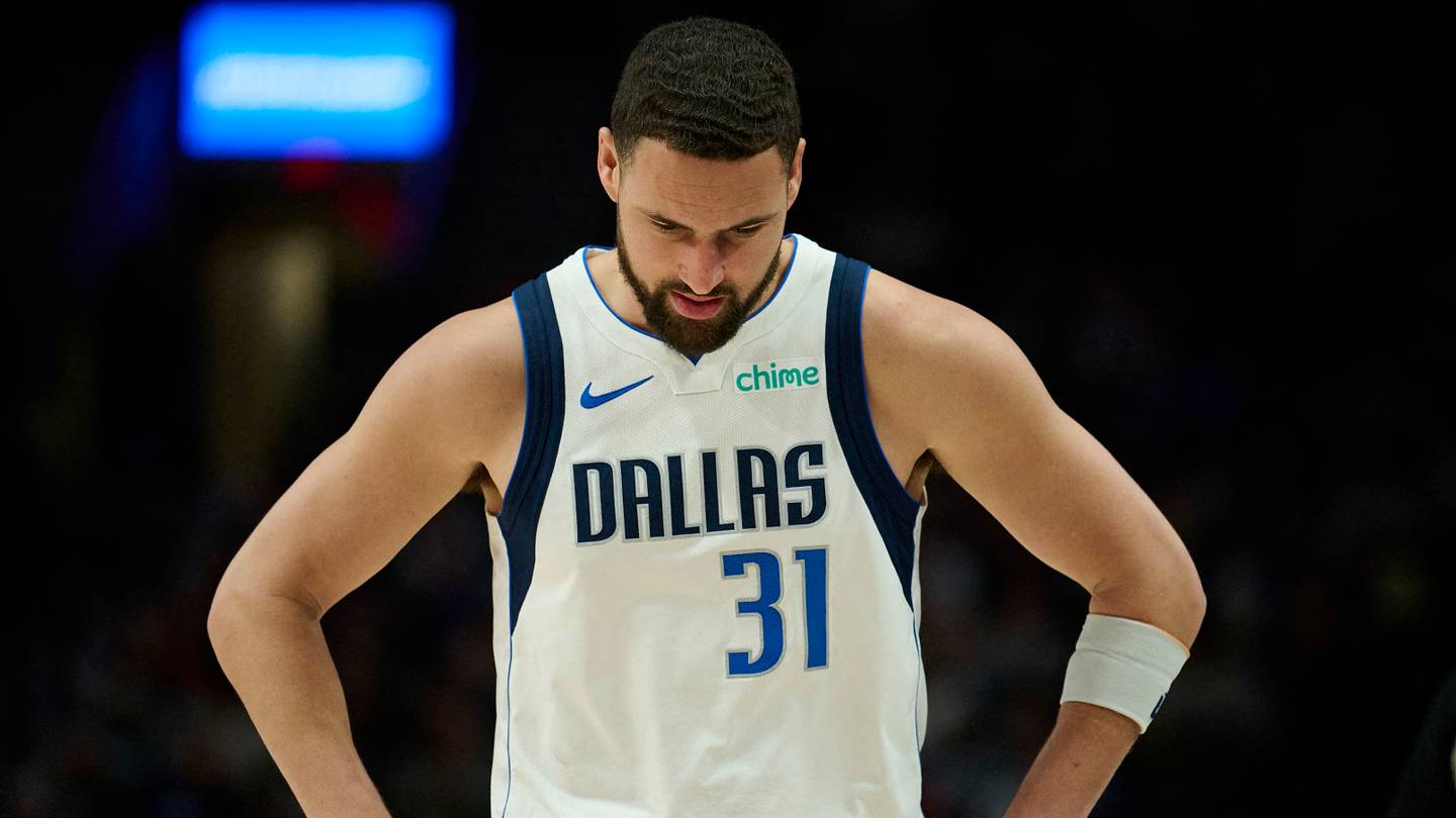 Klay Thompson's Desire for End of Career Could Lead to Departure From Mavericks