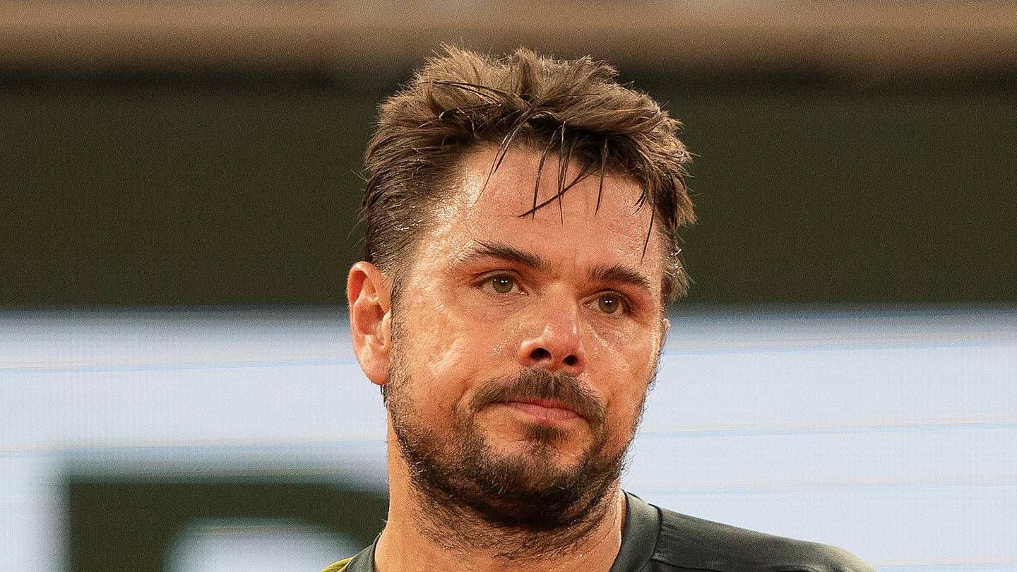 Stan Wawrinka reacts to a point