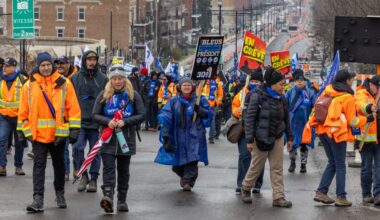 Blue-collar workers threaten to strike during Montreal cycling championships