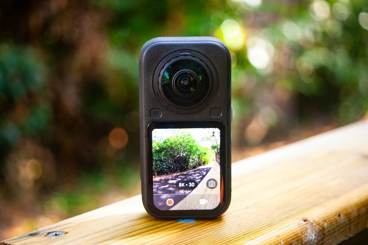 Insta360 X6
