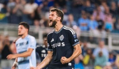 Vancouver Whitecaps smack Sporting KC 3-0