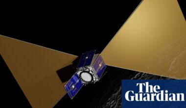 Scientists hope to shed light on young universe by using far side of the moon | The moon