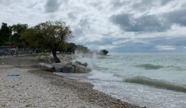 Water safety expert urges caution at Great Lakes beaches this long weekend