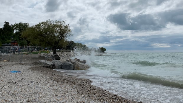 Water safety expert urges caution at Great Lakes beaches this long weekend