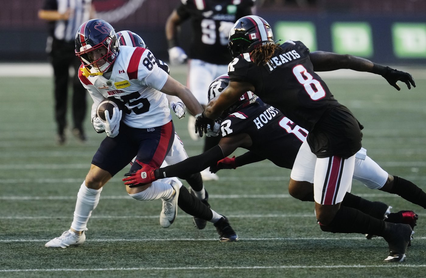 Ottawa Redblacks fire defensive co-ordinator Will Fields, Jeff Reinebold takes over