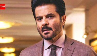 Satish Kaushik: 'I miss my friend': Anil Kapoor remembers late dear friend Satish Kaushik on friendship day | Hindi Movie News