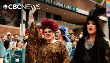 Vancouver police march in Pride Parade for first time in 6 years