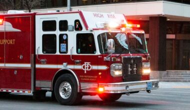Calgary housing complex fire sends 6 to hospital