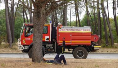 What French communities have learned after a week of battling wildfires that threaten their way of life