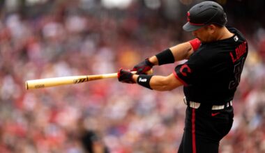 Guardians add left-handed pop with Nathaniel Lowe, Reds get raw prospect: MLB trade grades