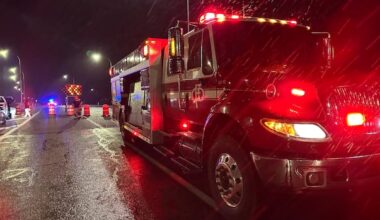 4 dead, 4 injured after crash on Calgary's Stoney Trail
