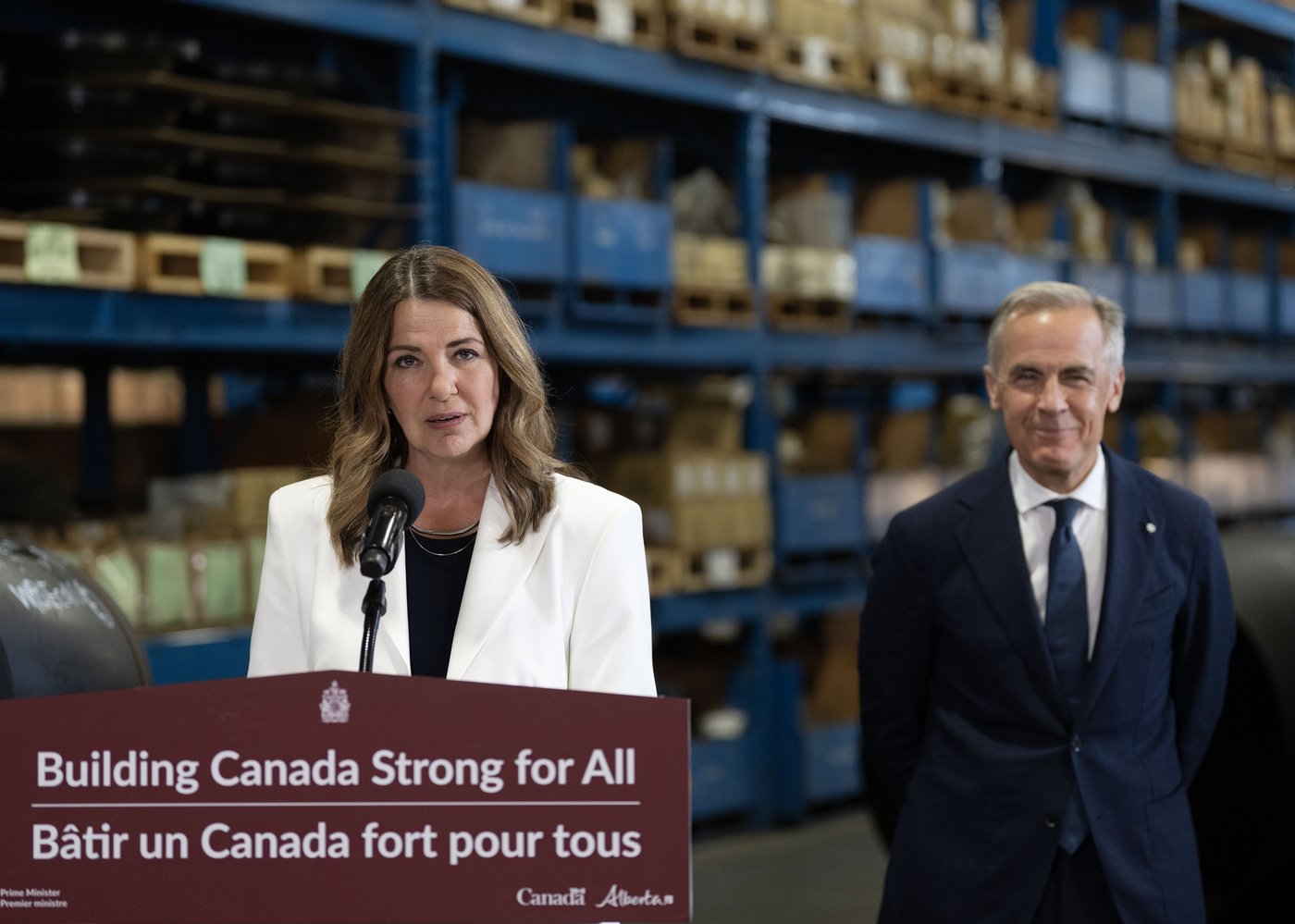 Ottawa moves to list Alberta-backed West Coast pipeline as national interest project | NanaimoNewsNOW