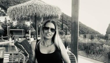 Lisa Fryett: British mother dies weeks after being trapped in raging Spanish wildfires