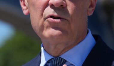 Feds to invest $2.7B in affordable housing in Toronto: Carney