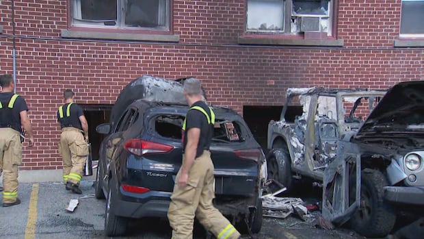 Fire burns multiple vehicles, damages apartment building in Westboro