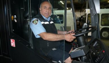 Transit union calls for full safety shields, says Winnipeg driver was stabbed with syringe