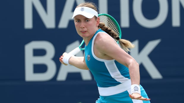 Swiatek and Alexandrova win third-round matches at National Bank Open