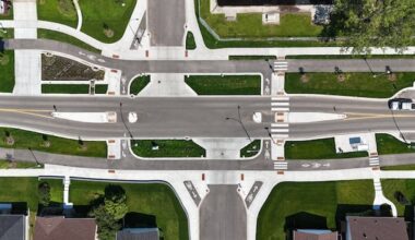 Are people actually using Edmonton’s bike lanes? Here’s a look at the numbers