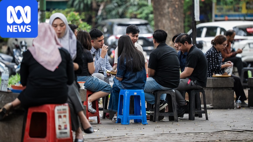 Indonesians sound alarm over historic low in currency