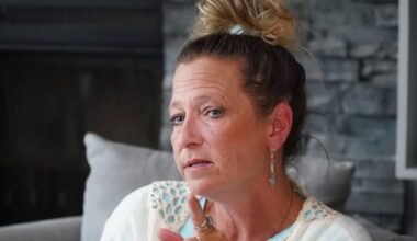 Terminally-ill woman spent 21 hours in hallway at Health Sciences Centre, daughter says