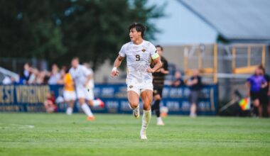 Pozos Named Forward to Watch by United Soccer Coaches