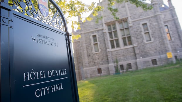 Westmount, Que., extends weekly trash pickup as Montreal moves to biweekly collection