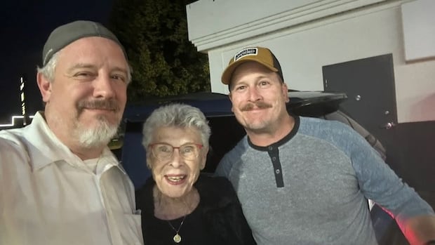 Kindness of strangers turns wildfire travel nightmare into 'special gift' for 90-year-old