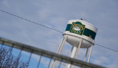Smiths Falls sets aside $400K to demolish century-old water tower