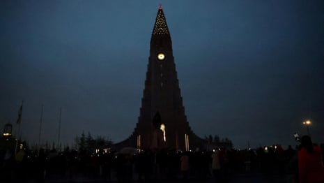 Iceland in complete darkness during total solar eclipse - video
