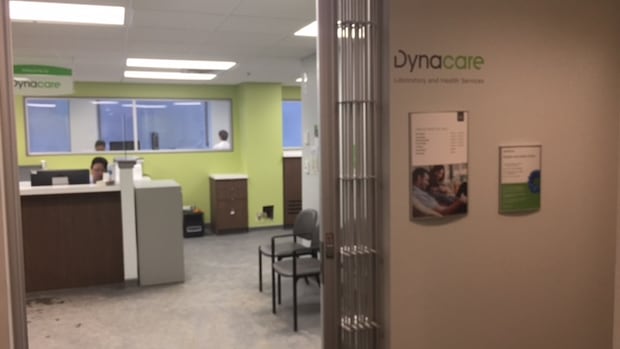 Dynacare lab workers in Brandon, Winnipeg overwhelmingly vote in favour of strike
