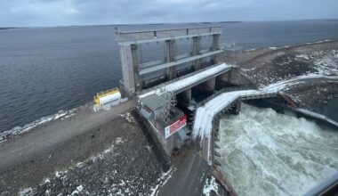 Power production is expected to rise under new Churchill Falls deal — and Labrador west needs it, mayor says