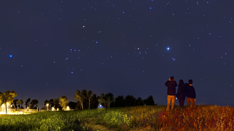 Stargazers invited to watch meteor shower at St. Cyr Trails