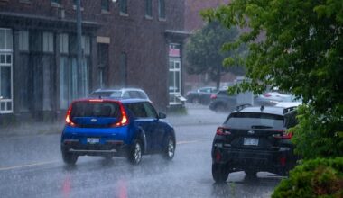 Severe thunderstorm warning near Gananoque ends