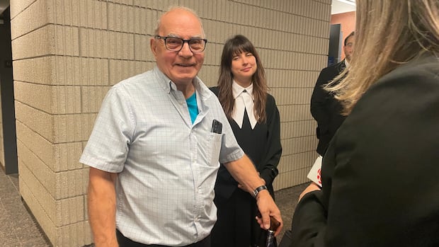 Man acquitted of double murder after 40 years reaches settlement with Montreal, Quebec