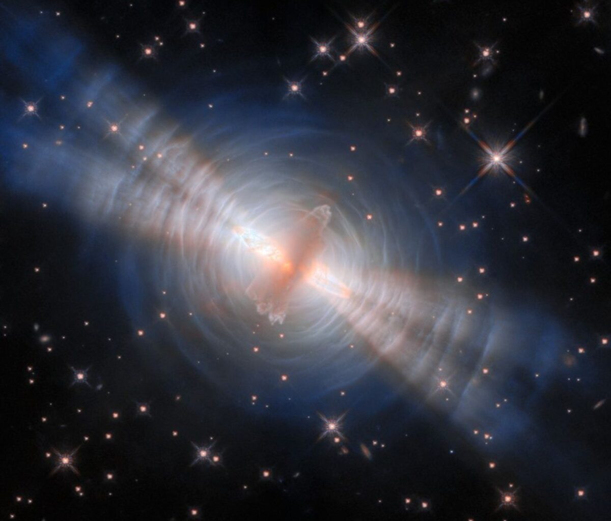 NASA’s Hubble Captures Light Show Around Rapidly Dying Star