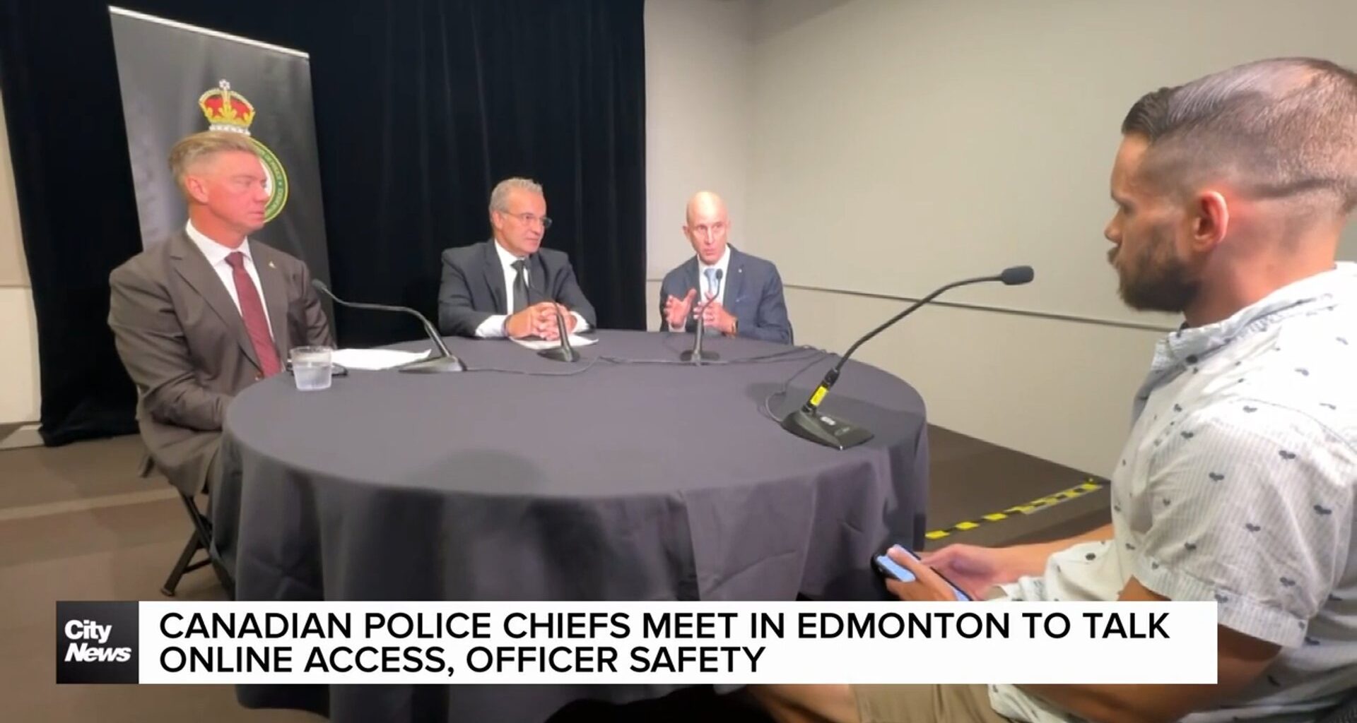 Canadian police chiefs meet in Edmonton to talk online access, officer safety