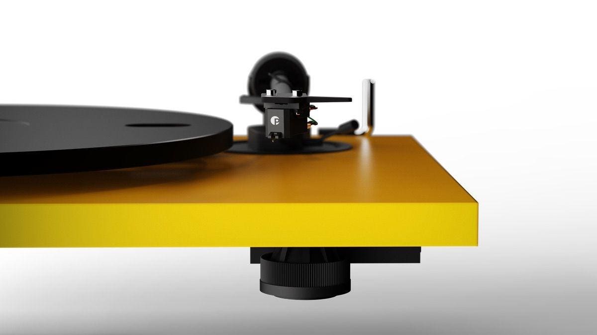 Pro-Ject’s Latest Turntable Offers Wireless Freedom And Vibrant Colors